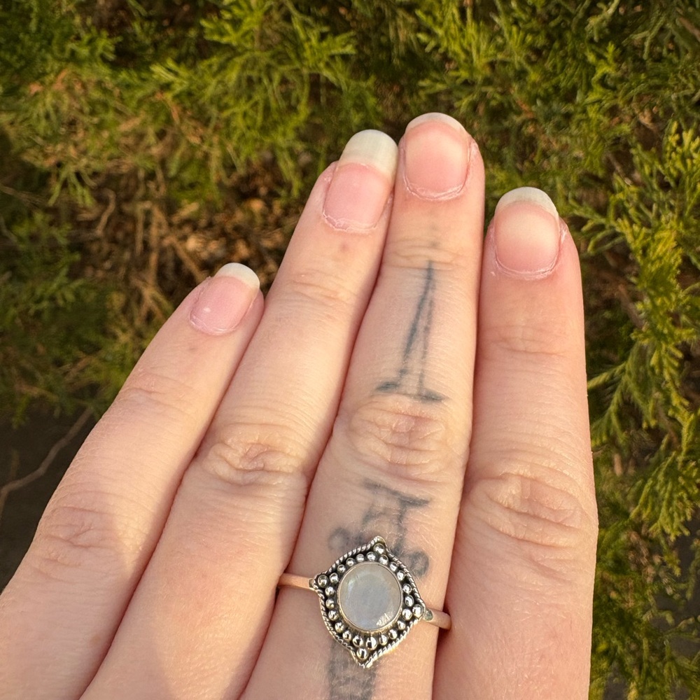 Solid Sterling 925 Rainbow Moonstone Ring - image 4